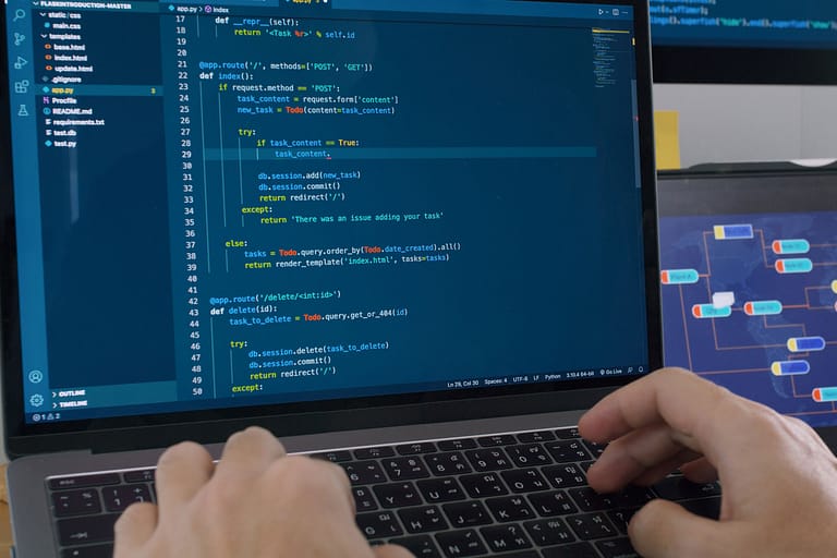 Digital Continuous Improvement: Value Creation at the Intersection of Smart Automation and Advanced Analytics